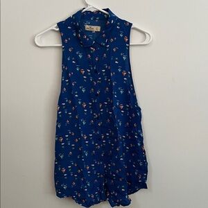 Hollister Blue Sleeveless Blouse with Geometric Pattern